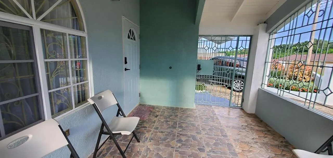 Hillside Retreat In Gated Community Close To Beach Montego Bay